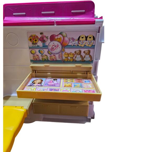 Mattel Barbie Care Clinic 2-in-1 Ambulance & Hospital Playset W/ Lights & Sounds - Picture 11 of 15